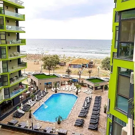 Alezzi Beach Family Luxury Studio Apartment Navodari