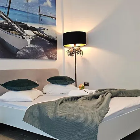 Alezzi Family Luxury Апартаменты